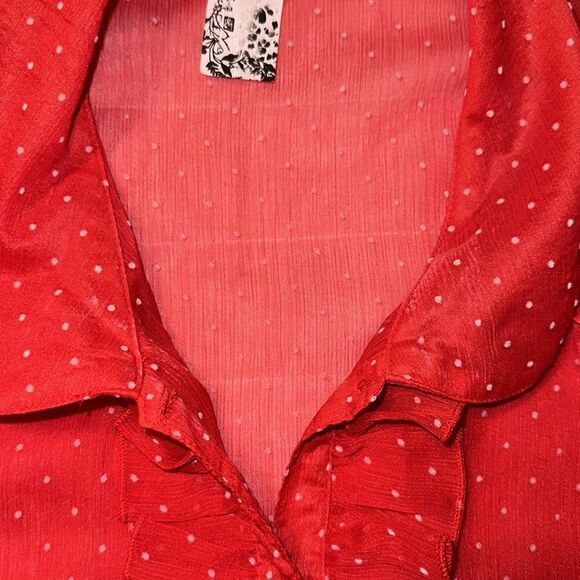 Guess L Red Textured Polka Dot Romantic Sheer Short Sleeve Collared Blouse - Picture 12 of 16